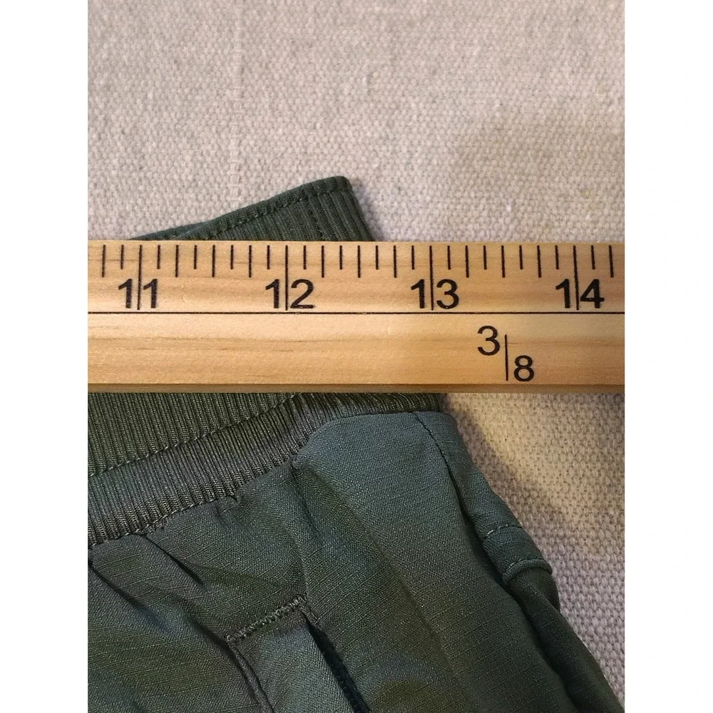 LL Bean Womens Olive‎ Green Cargo Pocket Zip Shorts Drawstring Waist XS OO
